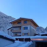 Sapatho Apartment