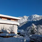 Apartment Sapatho *