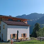 Sapatho *