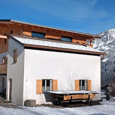 Apartment Sapatho *
